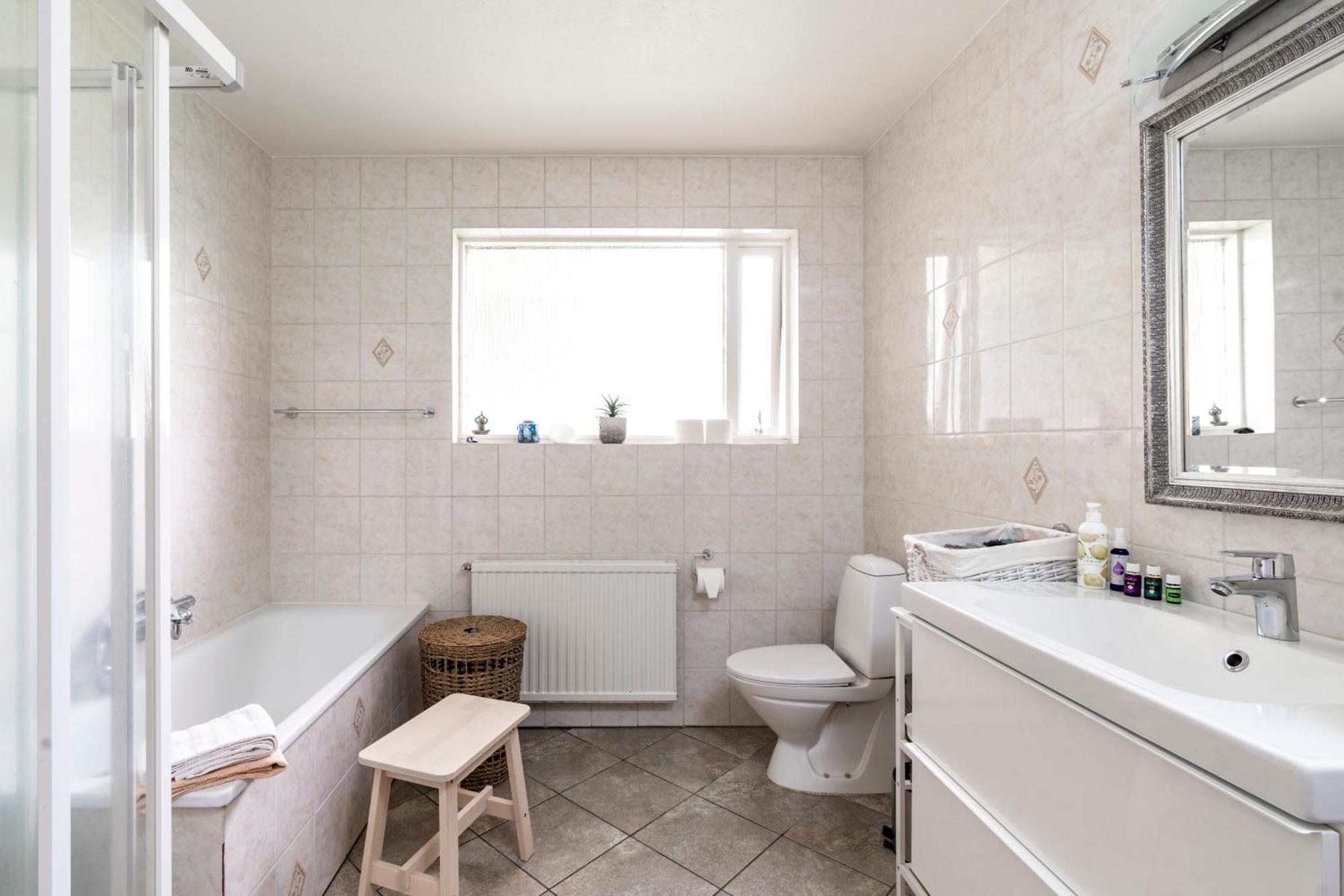 Tunfifill Guesthouse - Free Hot Tub And Sauna, Cozy And Quiet Хваммстанги Экстерьер фото